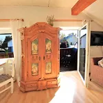 Roseninsel & Perle Lägenhet